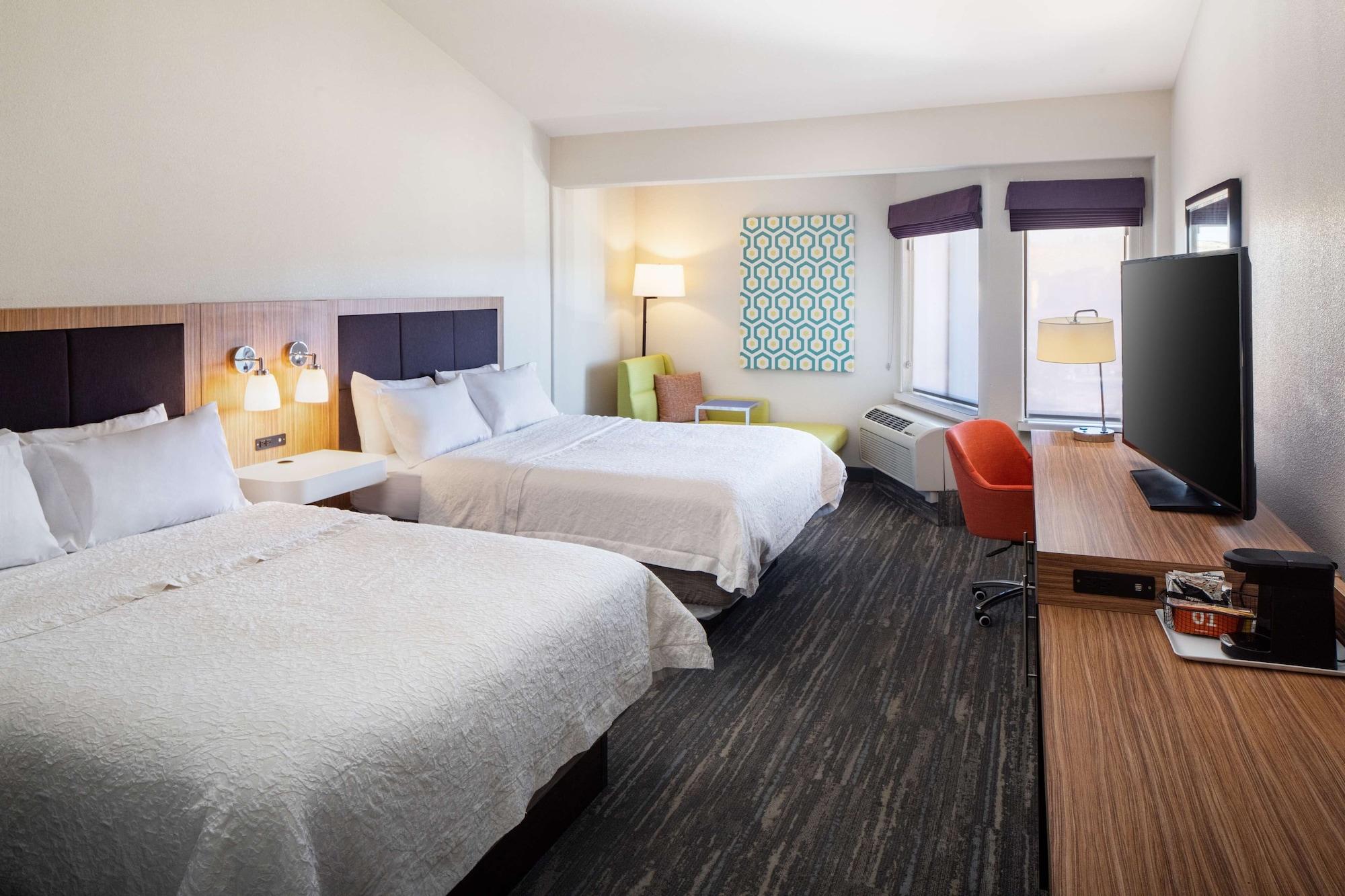 Hampton Inn & Suites Паркър Екстериор снимка