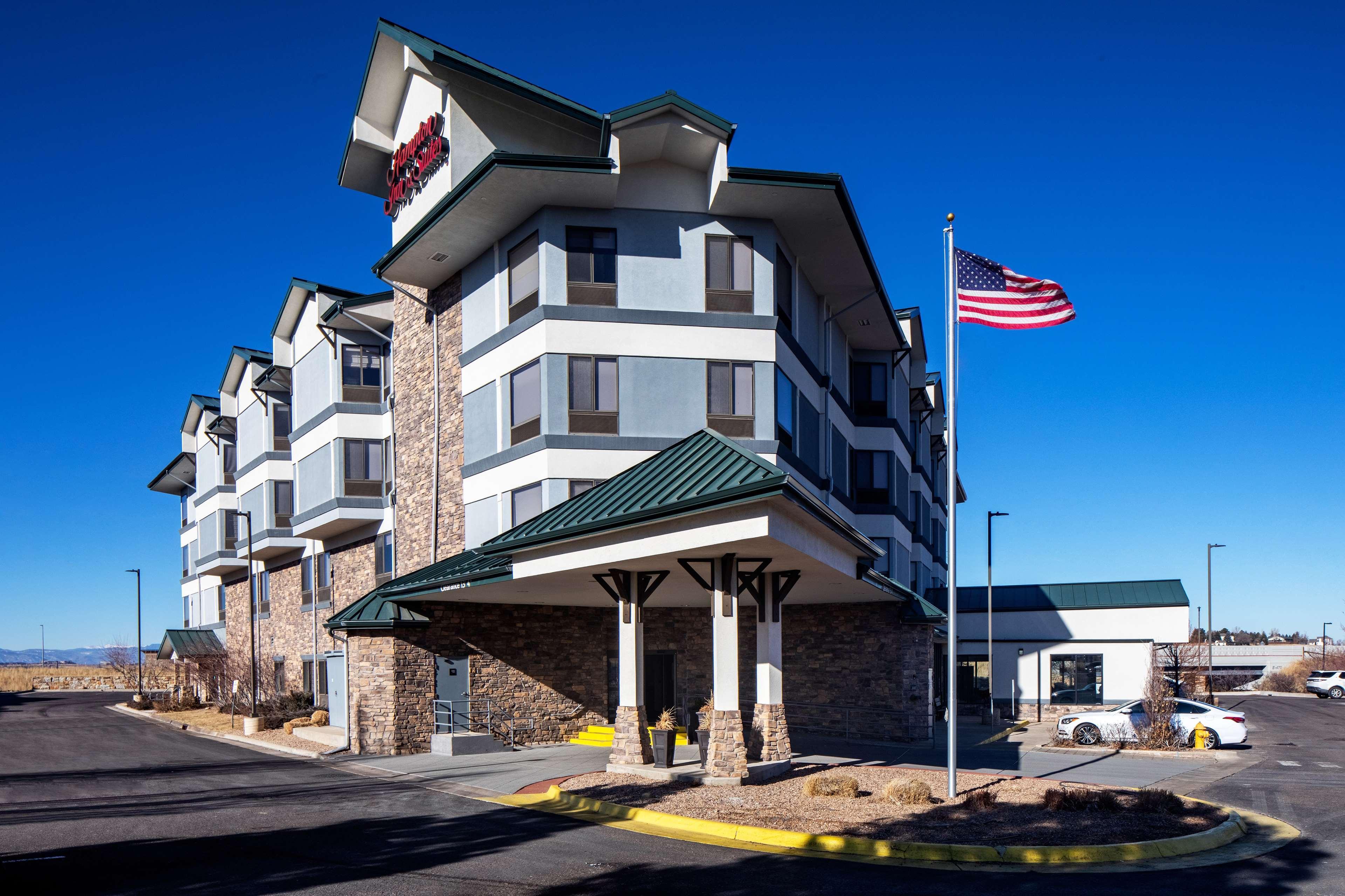 Hampton Inn & Suites Паркър Екстериор снимка