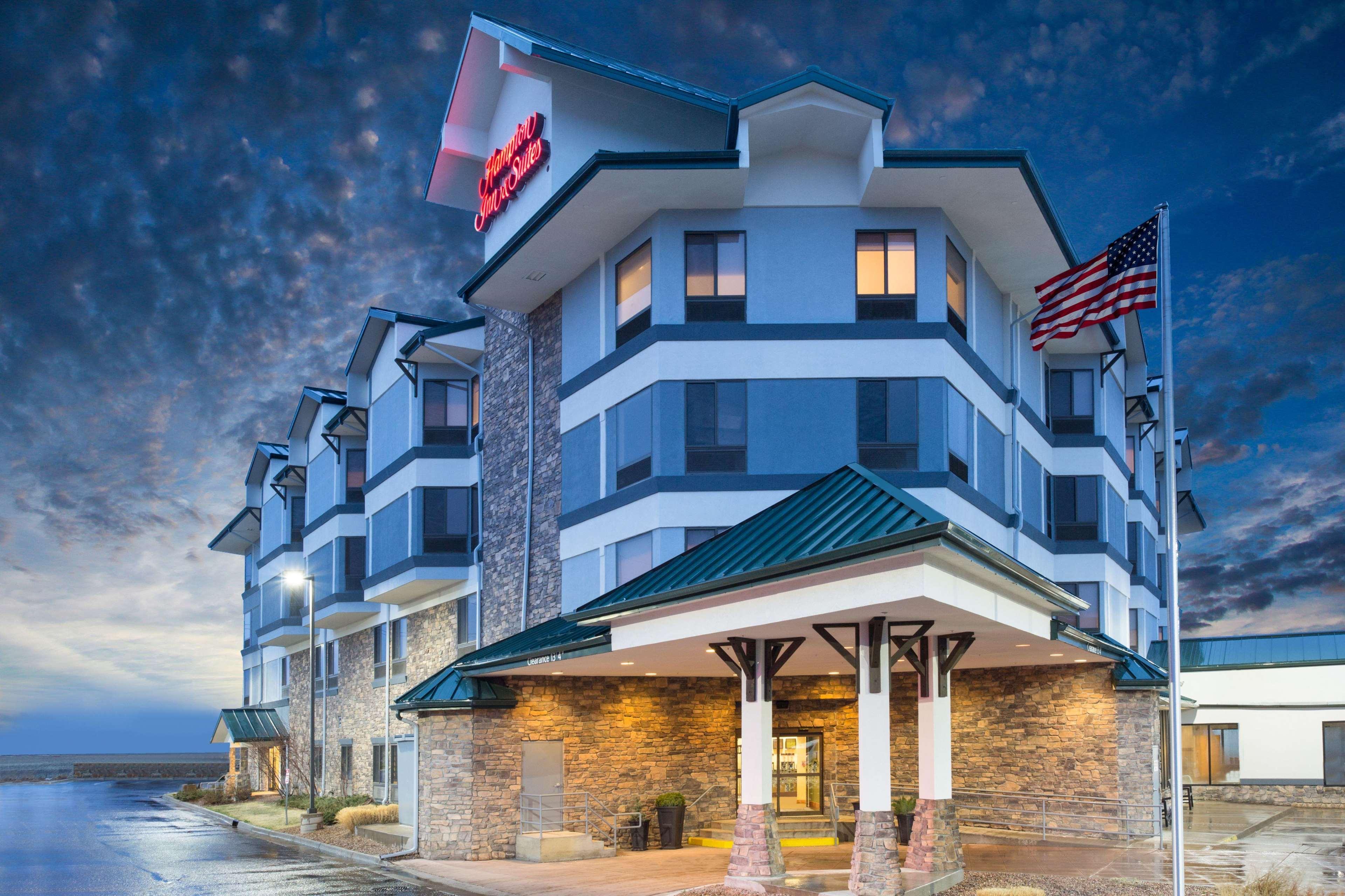 Hampton Inn & Suites Паркър Екстериор снимка
